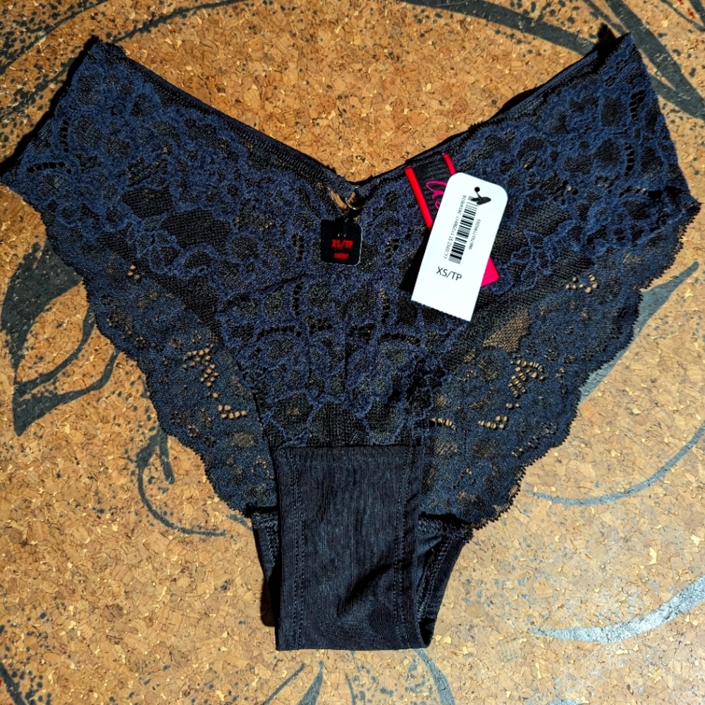 NWT La Senza Navy blue lace cheeky panty
